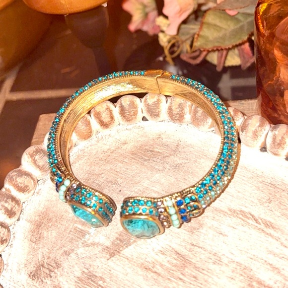 Heidi Daus Blue Crystal Clamper Bangle Bracelet - Picture 11 of 12
